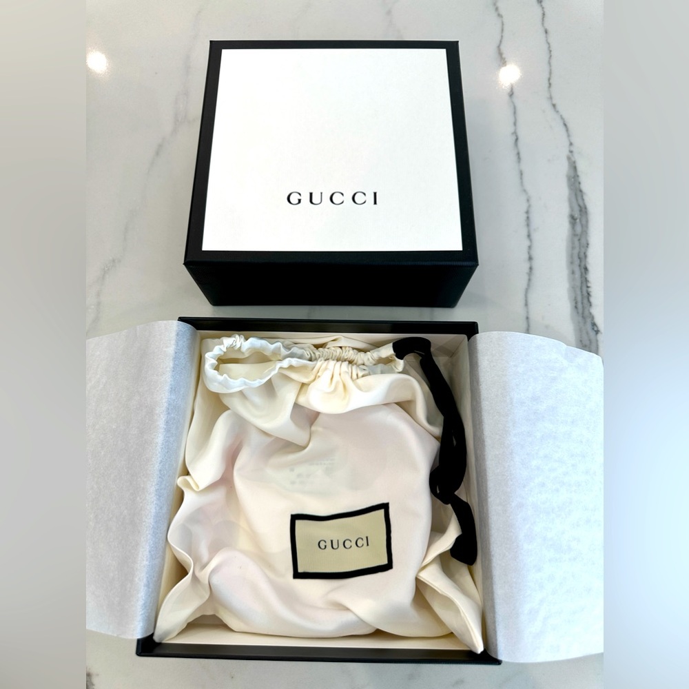 Gucci GG Logo Belt - Picture 6 of 7